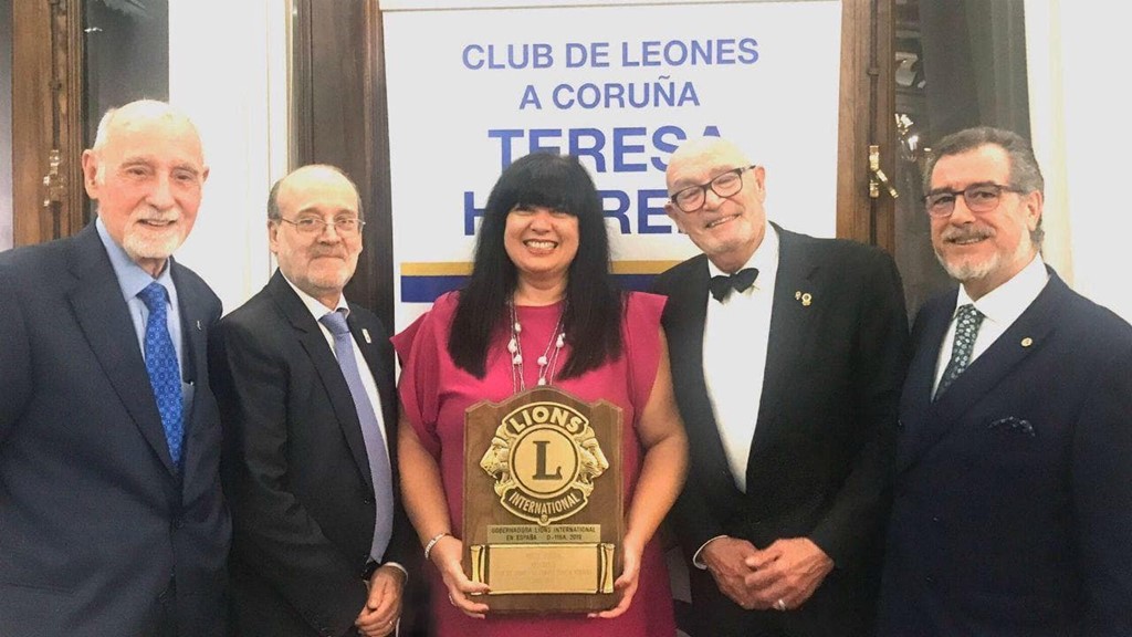 El Club de Leones Teresa Herrera celebró su cena benéfica de Navidad