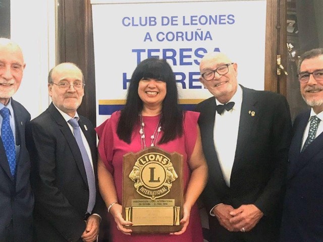 El Club de Leones Teresa Herrera celebró su cena benéfica de Navidad